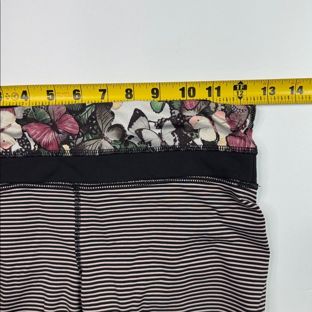 Lululemon Run: Inspire Crop II Leggings Butterfly Striped Print Size 4 - Picture 6 of 9
